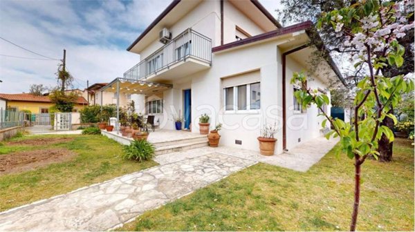 casa indipendente in affitto a Forte dei Marmi