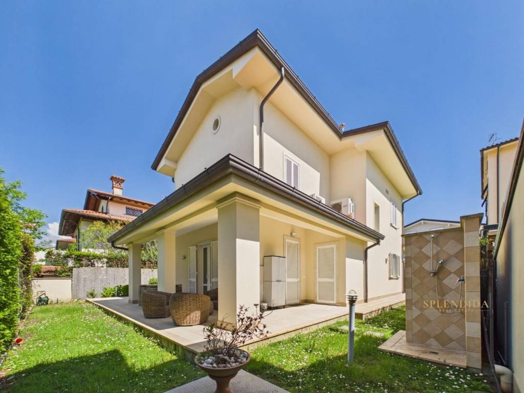 casa indipendente in affitto a Forte dei Marmi