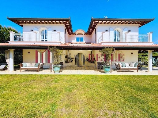 casa indipendente in affitto a Forte dei Marmi in zona Vittoria Apuana
