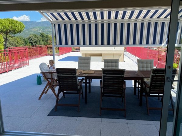 appartamento in affitto a Forte dei Marmi in zona Vittoria Apuana