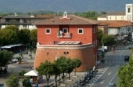 negozio in affitto a Forte dei Marmi