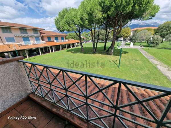 appartamento in affitto a Forte dei Marmi in zona Vittoria Apuana