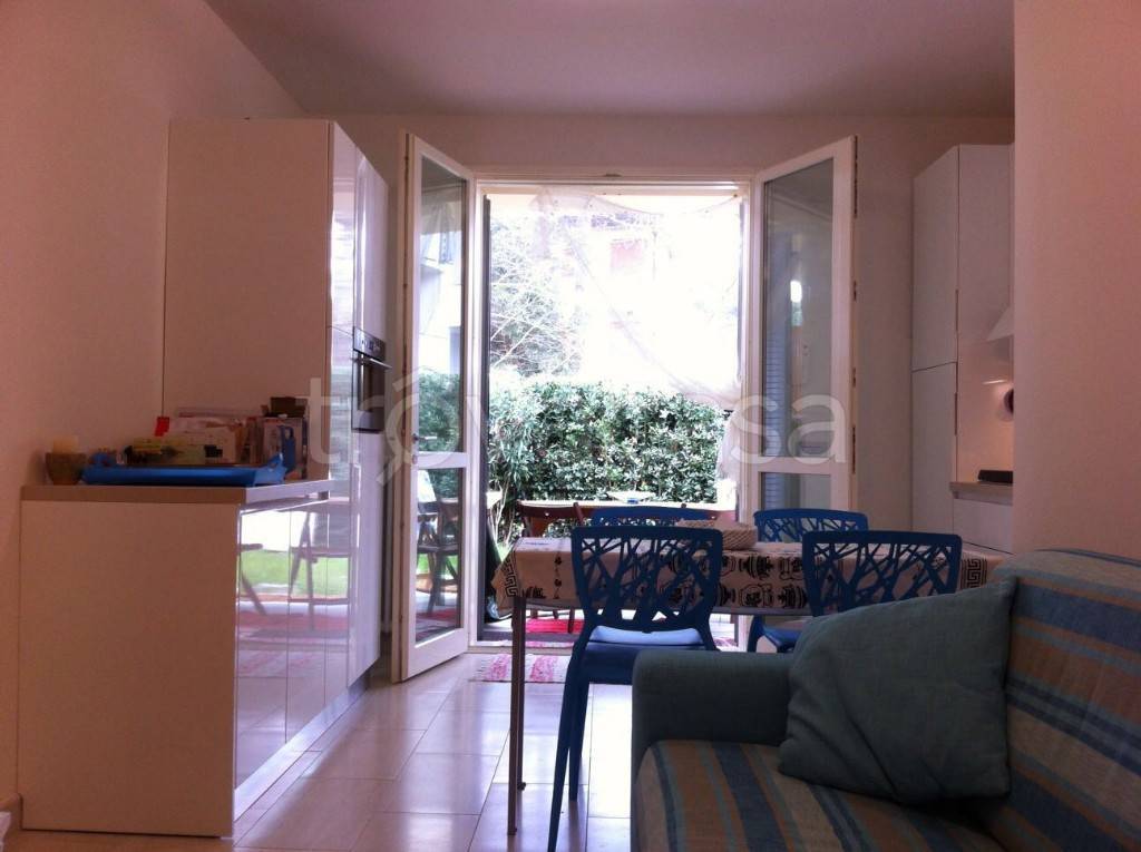 appartamento in affitto a Forte dei Marmi in zona Vittoria Apuana