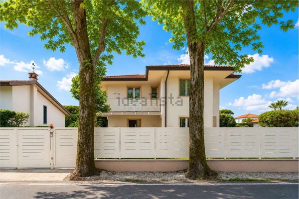 casa indipendente in affitto a Forte dei Marmi