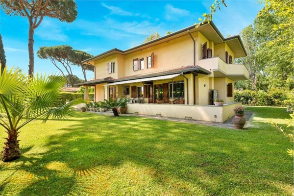 casa indipendente in affitto a Forte dei Marmi