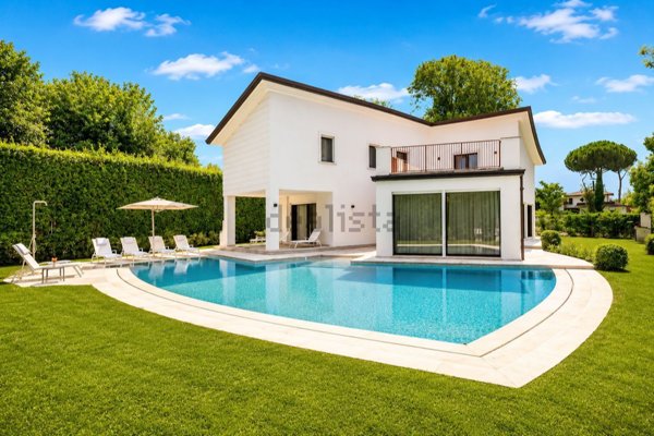 casa indipendente in affitto a Forte dei Marmi