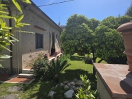 casa indipendente in affitto a Forte dei Marmi in zona Vittoria Apuana