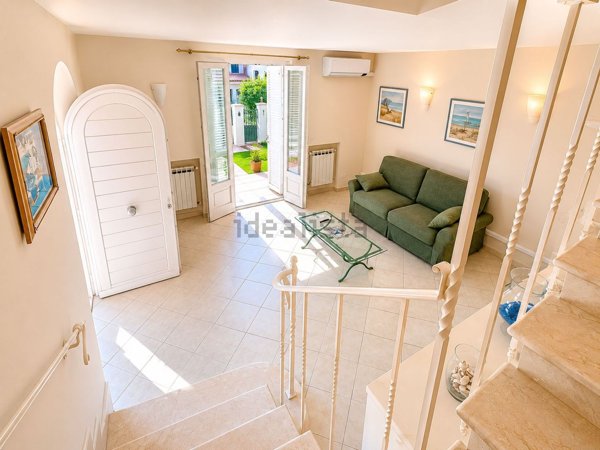 casa indipendente in affitto a Forte dei Marmi in zona Vittoria Apuana