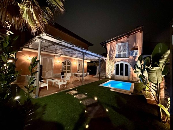 casa indipendente in affitto a Forte dei Marmi
