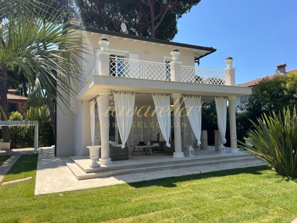 casa indipendente in affitto a Forte dei Marmi in zona Vittoria Apuana