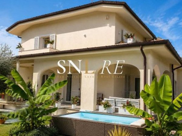 casa indipendente in affitto a Forte dei Marmi