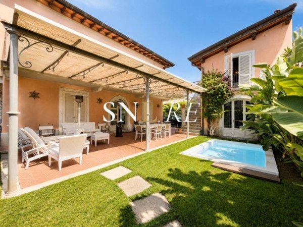 casa indipendente in affitto a Forte dei Marmi