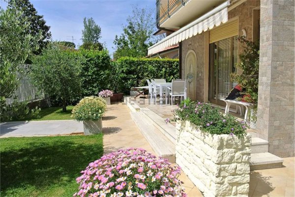 casa indipendente in affitto a Forte dei Marmi