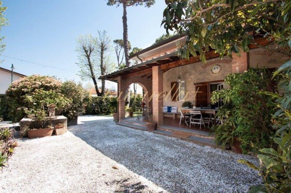 casa indipendente in affitto a Forte dei Marmi