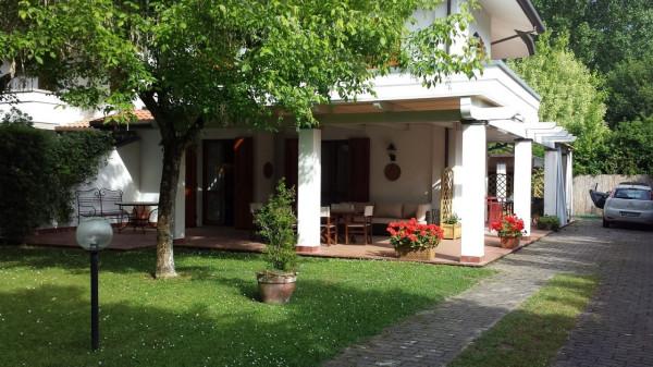 casa indipendente in affitto a Forte dei Marmi