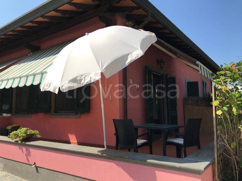 casa indipendente in affitto a Forte dei Marmi