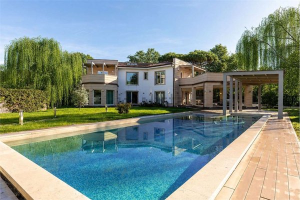 casa indipendente in affitto a Forte dei Marmi