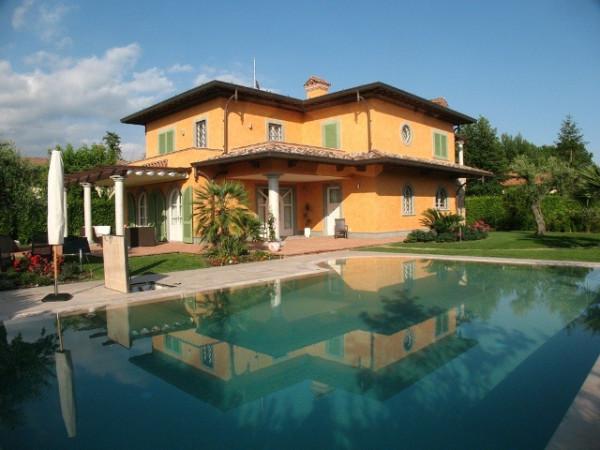 casa indipendente in affitto a Forte dei Marmi in zona Vittoria Apuana