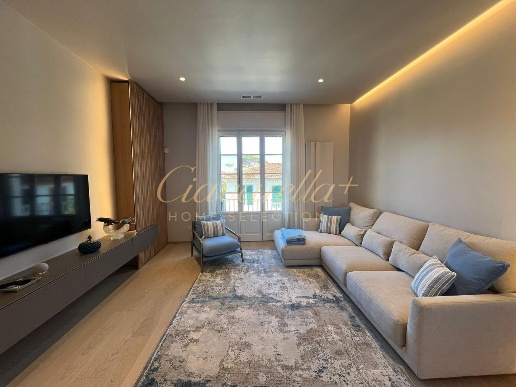 appartamento in affitto a Forte dei Marmi in zona Roma Imperiale