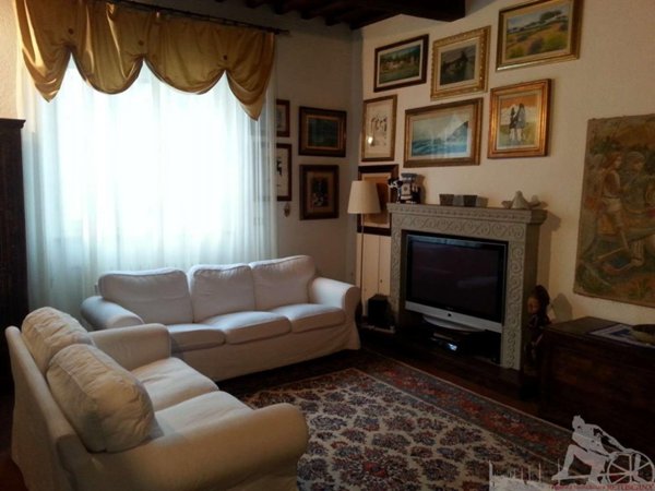 appartamento in affitto a Forte dei Marmi in zona Roma Imperiale