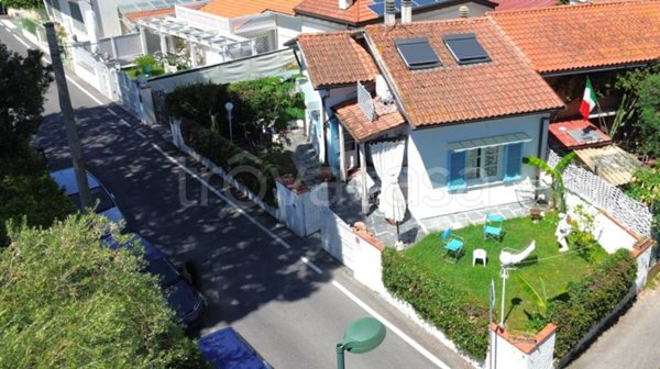 casa indipendente in affitto a Forte dei Marmi