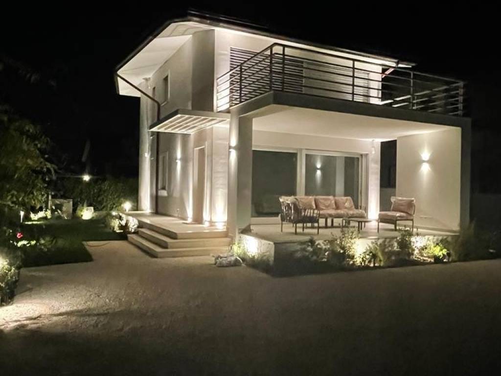 casa indipendente in affitto a Forte dei Marmi in zona Vittoria Apuana