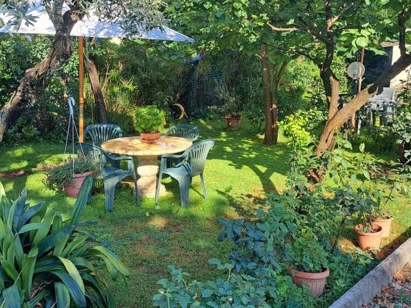 appartamento in affitto a Forte dei Marmi in zona Vittoria Apuana