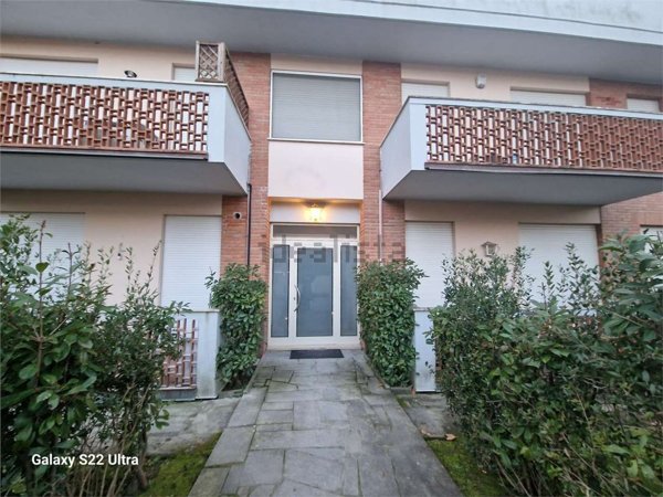 appartamento in affitto a Forte dei Marmi in zona Vittoria Apuana
