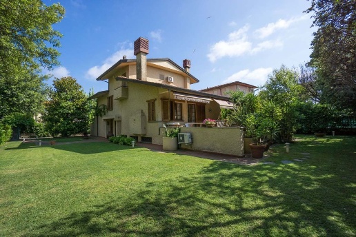 casa indipendente in affitto a Forte dei Marmi