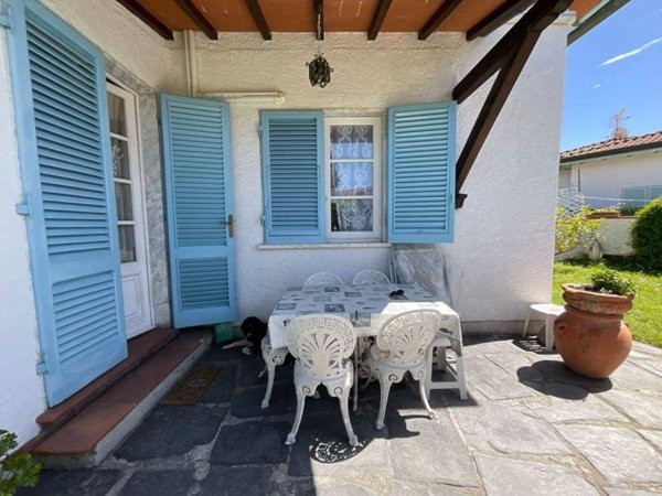 casa indipendente in affitto a Forte dei Marmi in zona Roma Imperiale