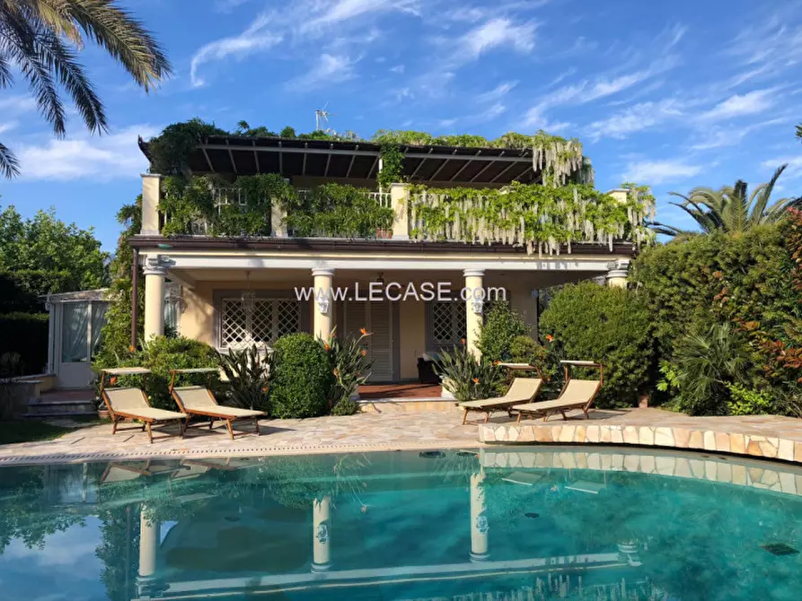 casa indipendente in affitto a Forte dei Marmi in zona Roma Imperiale