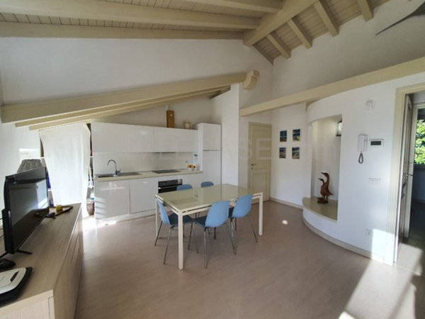 appartamento in affitto a Forte dei Marmi in zona Roma Imperiale