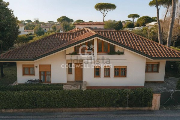 casa indipendente in affitto a Forte dei Marmi in zona Vaiana