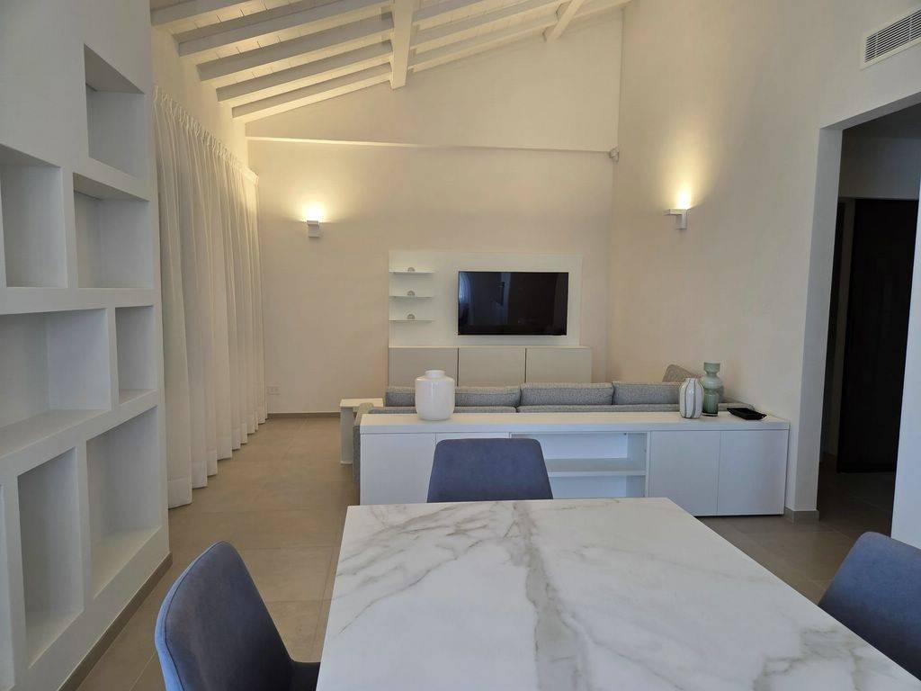 appartamento in affitto a Forte dei Marmi in zona Roma Imperiale