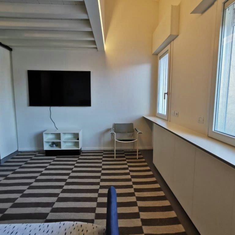 appartamento in affitto a Forte dei Marmi in zona Roma Imperiale
