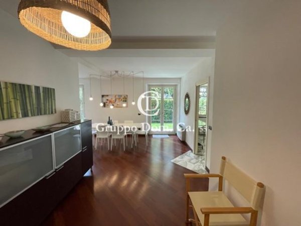appartamento in affitto a Forte dei Marmi in zona Roma Imperiale