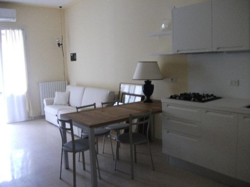 appartamento in affitto a Forte dei Marmi in zona Roma Imperiale