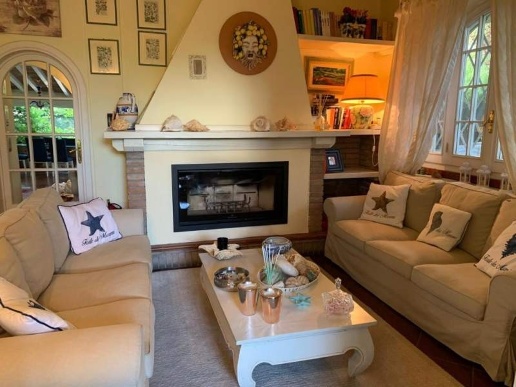 casa indipendente in affitto a Forte dei Marmi in zona Roma Imperiale