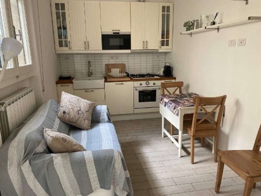 appartamento in affitto a Forte dei Marmi in zona Roma Imperiale
