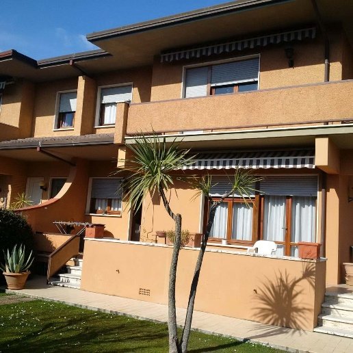 casa indipendente in affitto a Forte dei Marmi