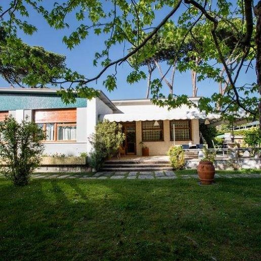 casa indipendente in affitto a Forte dei Marmi in zona Roma Imperiale
