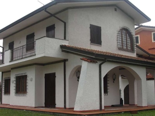casa indipendente in affitto a Forte dei Marmi in zona Roma Imperiale