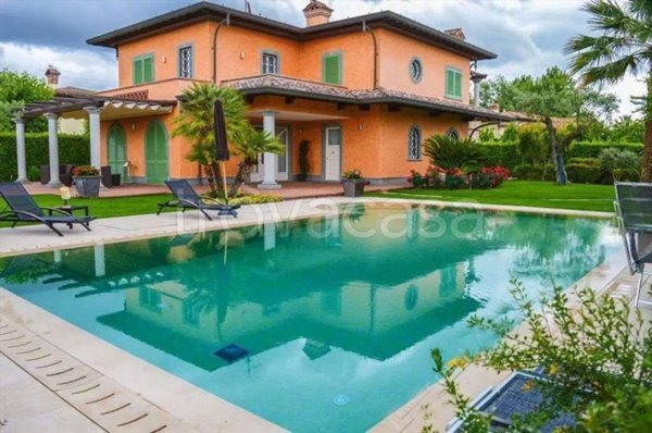 casa indipendente in affitto a Forte dei Marmi