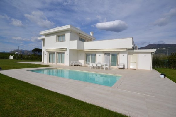 casa indipendente in affitto a Forte dei Marmi in zona Vaiana