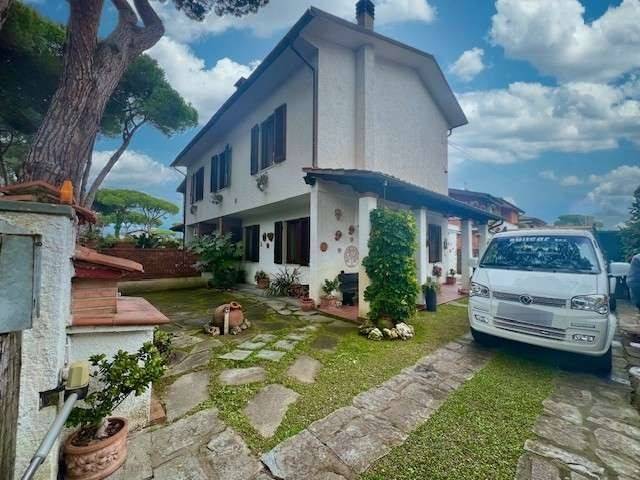 appartamento in affitto a Forte dei Marmi
