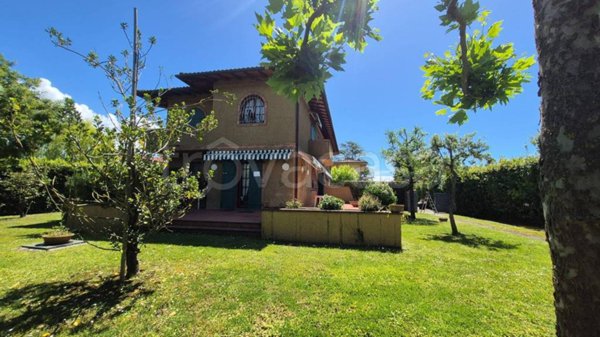 casa indipendente in affitto a Forte dei Marmi