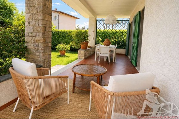 casa indipendente in affitto a Forte dei Marmi in zona Vittoria Apuana