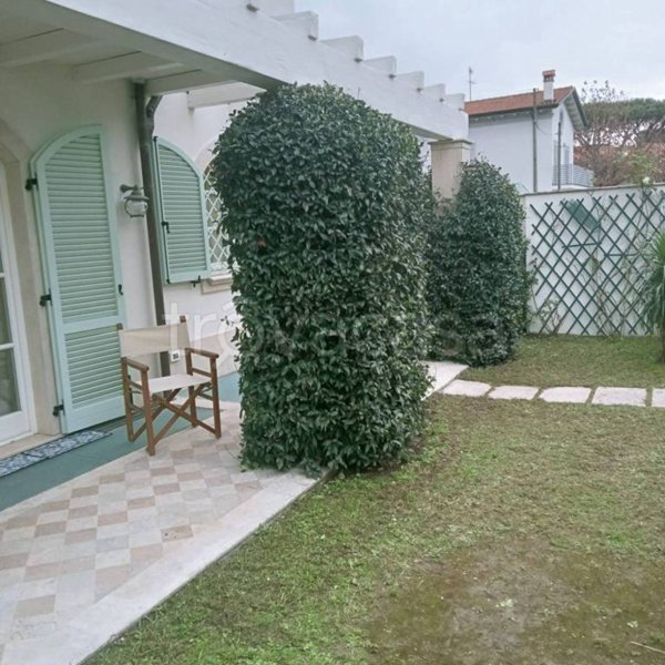 casa indipendente in affitto a Forte dei Marmi