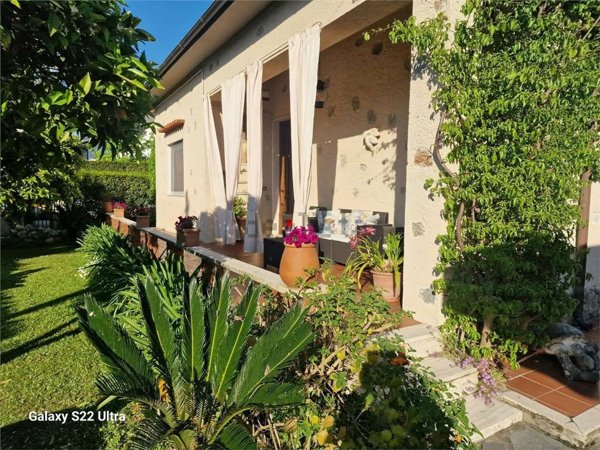 casa indipendente in affitto a Forte dei Marmi