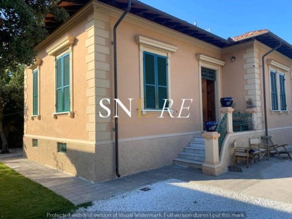 casa indipendente in affitto a Forte dei Marmi in zona Roma Imperiale
